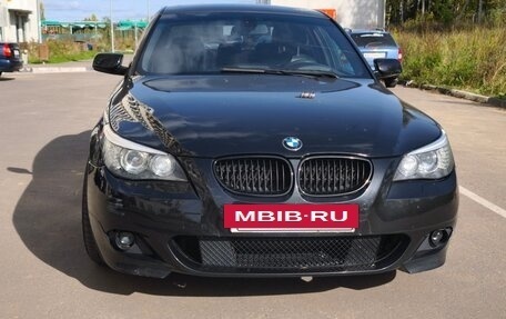 BMW 5 серия, 2004 год, 999 000 рублей, 10 фотография