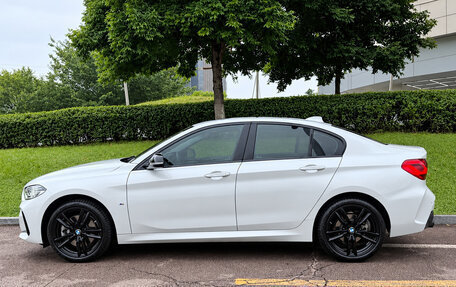 BMW 1 серия, 2022 год, 1 765 000 рублей, 13 фотография