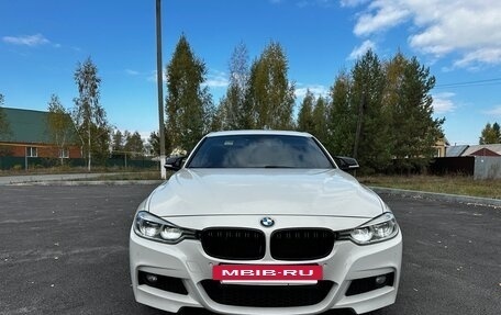 BMW 3 серия, 2016 год, 2 280 000 рублей, 3 фотография