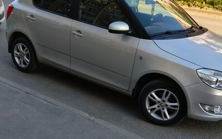 Skoda Fabia II, 2013 год, 650 000 рублей, 5 фотография