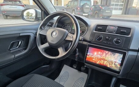 Skoda Fabia II, 2013 год, 650 000 рублей, 6 фотография