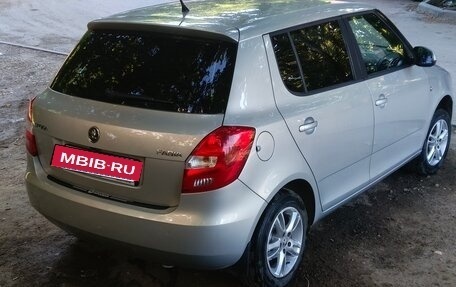 Skoda Fabia II, 2013 год, 650 000 рублей, 3 фотография