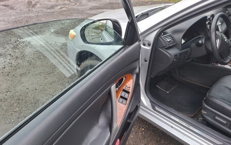 Toyota Camry, 2010 год, 1 225 000 рублей, 10 фотография