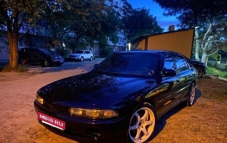 Mitsubishi Galant VIII, 1993 год, 700 000 рублей, 6 фотография