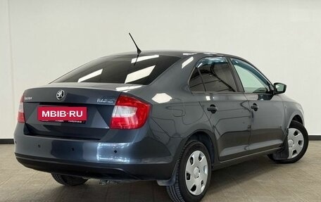Skoda Rapid I, 2014 год, 700 000 рублей, 2 фотография