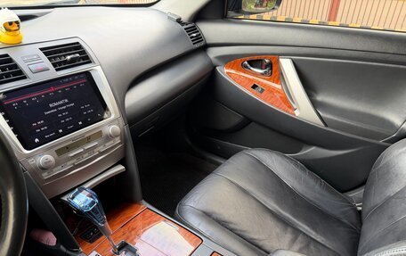 Toyota Camry, 2011 год, 1 100 000 рублей, 11 фотография