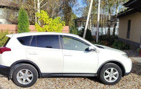 Toyota RAV4, 2014 год, 1 650 000 рублей, 5 фотография
