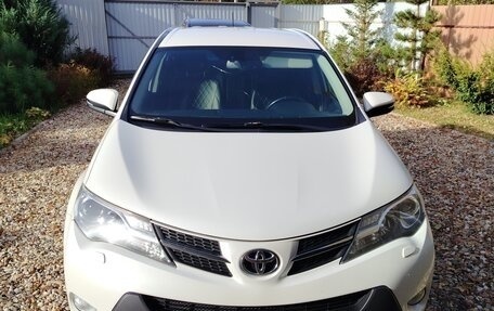Toyota RAV4, 2014 год, 1 650 000 рублей, 7 фотография