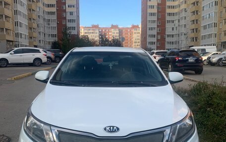 KIA Rio III рестайлинг, 2014 год, 860 000 рублей, 1 фотография