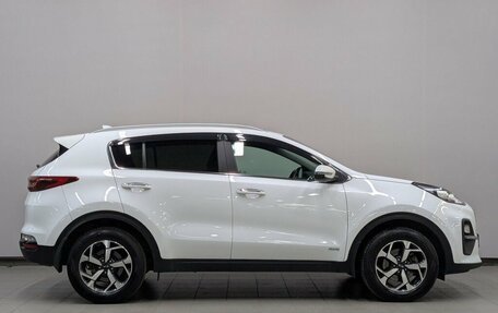 KIA Sportage IV рестайлинг, 2021 год, 2 570 000 рублей, 12 фотография