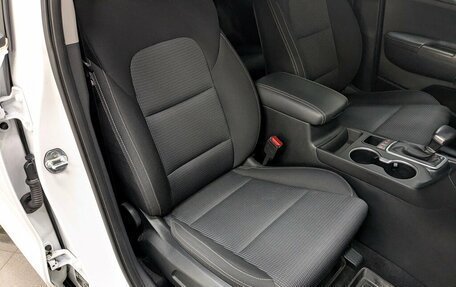 KIA Sportage IV рестайлинг, 2021 год, 2 570 000 рублей, 17 фотография