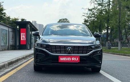 Volkswagen Passat B8 рестайлинг, 2023 год, 1 645 000 рублей, 2 фотография