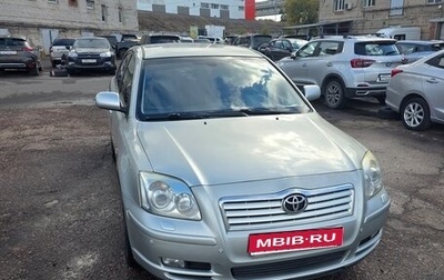 Toyota Avensis III рестайлинг, 2004 год, 750 000 рублей, 1 фотография
