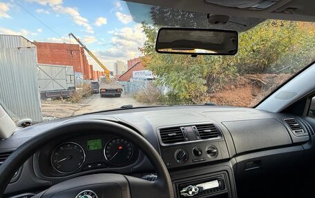 Skoda Fabia II, 2011 год, 600 000 рублей, 13 фотография