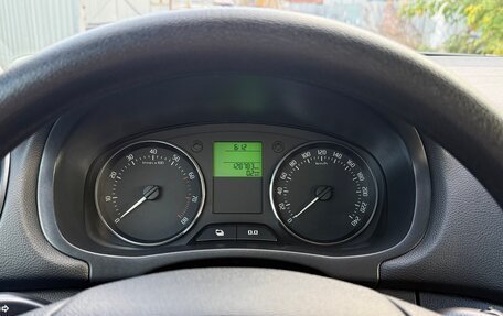 Skoda Fabia II, 2011 год, 600 000 рублей, 12 фотография