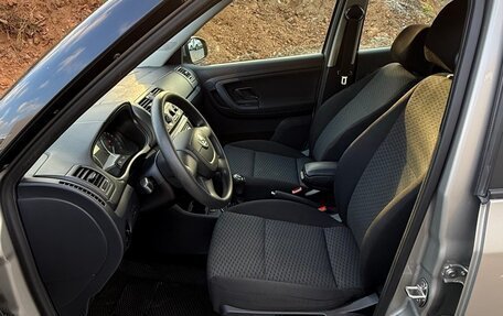 Skoda Fabia II, 2011 год, 600 000 рублей, 14 фотография