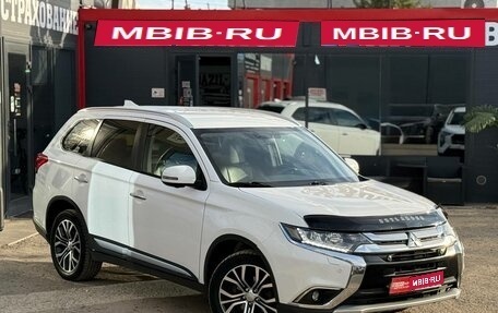 Mitsubishi Outlander III рестайлинг 3, 2017 год, 1 970 000 рублей, 1 фотография