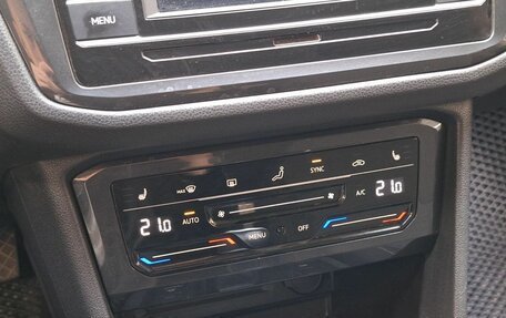 Volkswagen Tiguan II, 2021 год, 1 790 000 рублей, 14 фотография