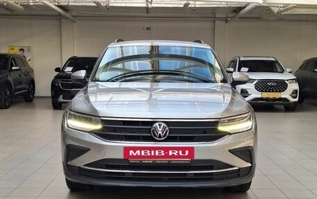 Volkswagen Tiguan II, 2021 год, 1 790 000 рублей, 2 фотография