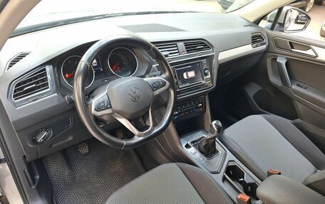 Volkswagen Tiguan II, 2021 год, 1 790 000 рублей, 17 фотография