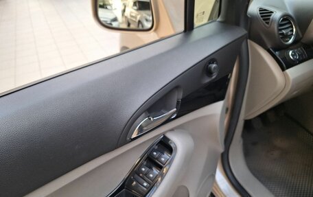 Chevrolet Orlando I, 2012 год, 800 000 рублей, 16 фотография