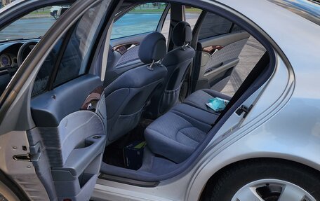 Mercedes-Benz E-Класс, 2002 год, 690 000 рублей, 11 фотография