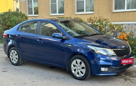 KIA Rio III рестайлинг, 2015 год, 880 000 рублей, 3 фотография