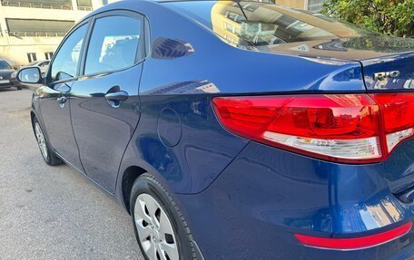KIA Rio III рестайлинг, 2015 год, 880 000 рублей, 13 фотография