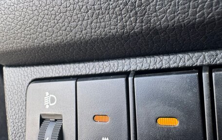 KIA Rio III рестайлинг, 2015 год, 880 000 рублей, 25 фотография