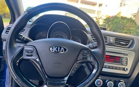 KIA Rio III рестайлинг, 2015 год, 880 000 рублей, 23 фотография
