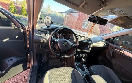 Volkswagen Tiguan II, 2020 год, 2 500 000 рублей, 9 фотография