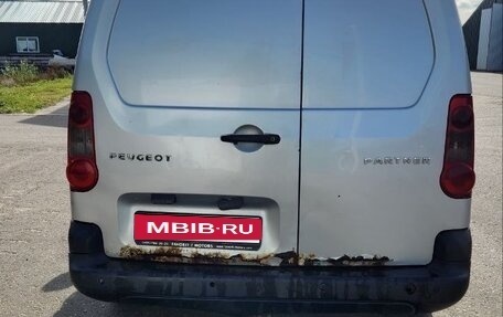 Peugeot Partner II рестайлинг 2, 2009 год, 390 000 рублей, 2 фотография