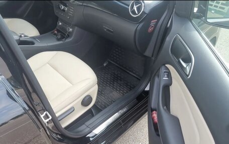 Mercedes-Benz B-Класс, 2013 год, 1 630 000 рублей, 2 фотография