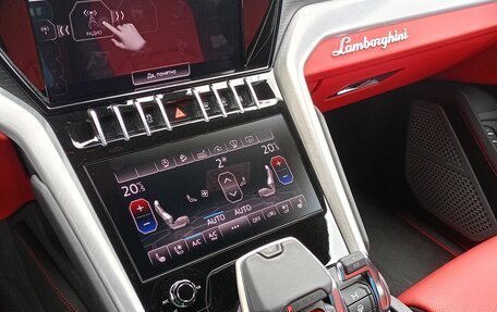 Lamborghini Urus I, 2019 год, 21 700 000 рублей, 30 фотография