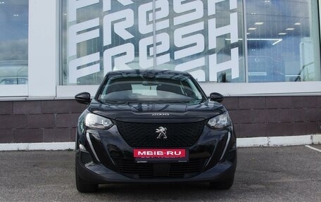 Peugeot 2008 II, 2021 год, 1 890 000 рублей, 3 фотография
