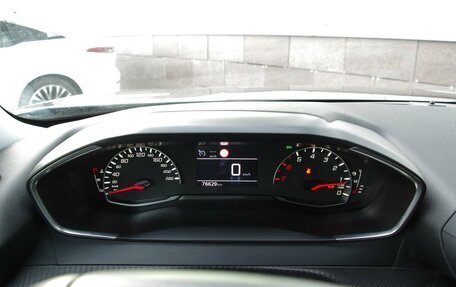 Peugeot 2008 II, 2021 год, 1 890 000 рублей, 13 фотография
