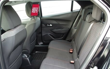 Peugeot 2008 II, 2021 год, 1 890 000 рублей, 8 фотография