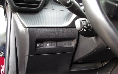 Peugeot 2008 II, 2021 год, 1 890 000 рублей, 17 фотография