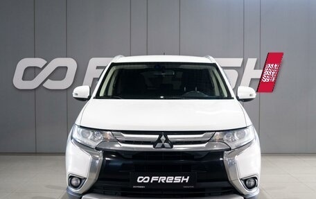 Mitsubishi Outlander III рестайлинг 3, 2016 год, 1 679 000 рублей, 2 фотография
