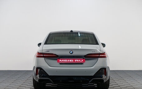 BMW 5 серия, 2025 год, 8 800 000 рублей, 7 фотография