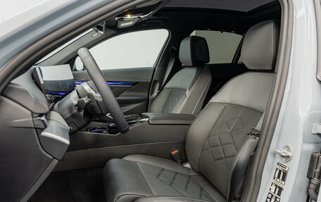 BMW 5 серия, 2025 год, 8 800 000 рублей, 17 фотография