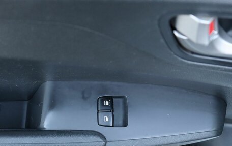 Hyundai Solaris II рестайлинг, 2017 год, 880 000 рублей, 11 фотография