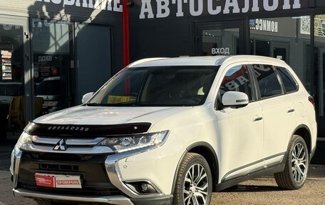 Mitsubishi Outlander III рестайлинг 3, 2017 год, 1 970 000 рублей, 4 фотография
