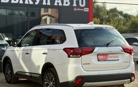 Mitsubishi Outlander III рестайлинг 3, 2017 год, 1 970 000 рублей, 6 фотография