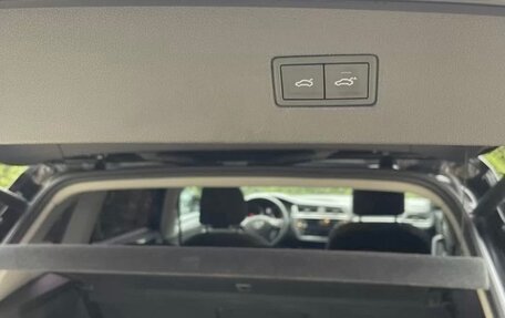 Volkswagen Tiguan II, 2019 год, 2 100 000 рублей, 5 фотография