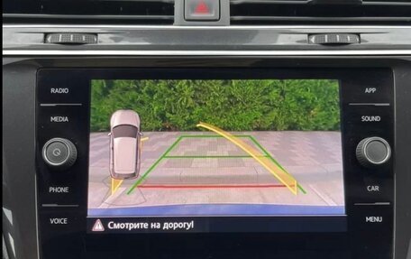 Volkswagen Tiguan II, 2019 год, 2 100 000 рублей, 7 фотография