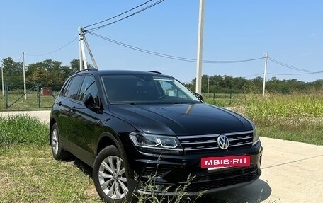 Volkswagen Tiguan II, 2019 год, 2 100 000 рублей, 4 фотография