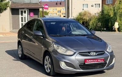 Hyundai Solaris II рестайлинг, 2011 год, 740 000 рублей, 1 фотография