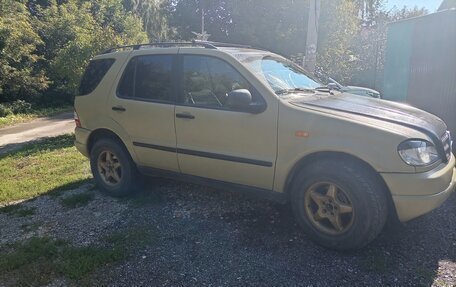 Mercedes-Benz M-Класс, 1998 год, 375 000 рублей, 4 фотография