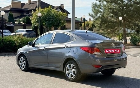 Hyundai Solaris II рестайлинг, 2011 год, 740 000 рублей, 4 фотография